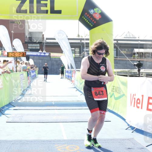 10.08.2025 - GEWOBA Citytriathlon Bremen H.Heesch http://msf.ph/oto/8556914 10.08.2025 14:38:31 Ziel 843 meine-sportfotos.de