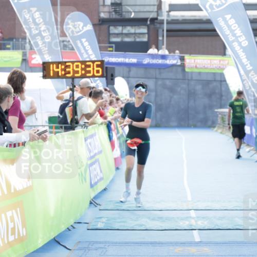 10.08.2025 - GEWOBA Citytriathlon Bremen H.Heesch http://msf.ph/oto/8556951 10.08.2025 14:39:40 Ziel 935 meine-sportfotos.de