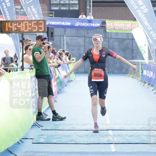 10.08.2025 - GEWOBA Citytriathlon Bremen H.Heesch http://msf.ph/oto/8556988 10.08.2025 14:40:57 Ziel 968 meine-sportfotos.de