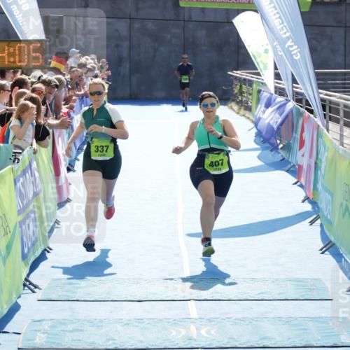 10.08.2025 - GEWOBA Citytriathlon Bremen H.Heesch http://msf.ph/oto/8557088 10.08.2025 15:34:09 Ziel 337, 407 meine-sportfotos.de
