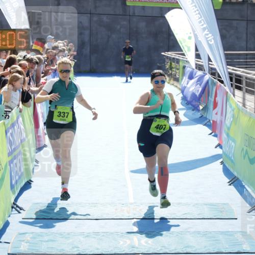 10.08.2025 - GEWOBA Citytriathlon Bremen H.Heesch http://msf.ph/oto/8557090 10.08.2025 15:34:09 Ziel 337, 407 meine-sportfotos.de