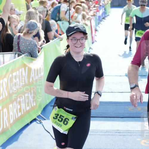 10.08.2025 - GEWOBA Citytriathlon Bremen H.Heesch http://msf.ph/oto/8557383 10.08.2025 15:36:03 Ziel 320, 328, 356, 410, 492 meine-sportfotos.de