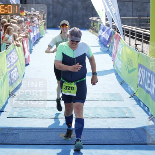 10.08.2025 - GEWOBA Citytriathlon Bremen H.Heesch http://msf.ph/oto/8557389 10.08.2025 15:36:05 Ziel 320, 328, 356, 410, 492 meine-sportfotos.de