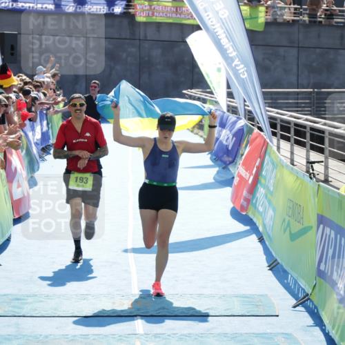 10.08.2025 - GEWOBA Citytriathlon Bremen H.Heesch http://msf.ph/oto/8557459 10.08.2025 15:36:51 Ziel 193, 212, 440, 496 meine-sportfotos.de