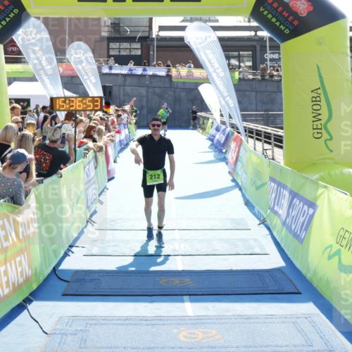 10.08.2025 - GEWOBA Citytriathlon Bremen H.Heesch http://msf.ph/oto/8557484 10.08.2025 15:36:57 Ziel 193, 212, 440 meine-sportfotos.de