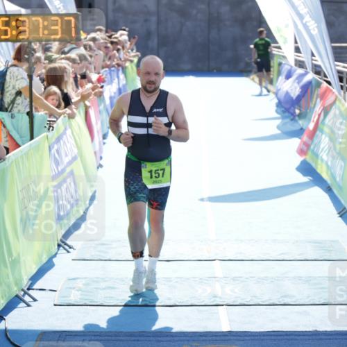 10.08.2025 - GEWOBA Citytriathlon Bremen H.Heesch http://msf.ph/oto/8557604 10.08.2025 15:37:41 Ziel 157, 342, 373, 473 meine-sportfotos.de