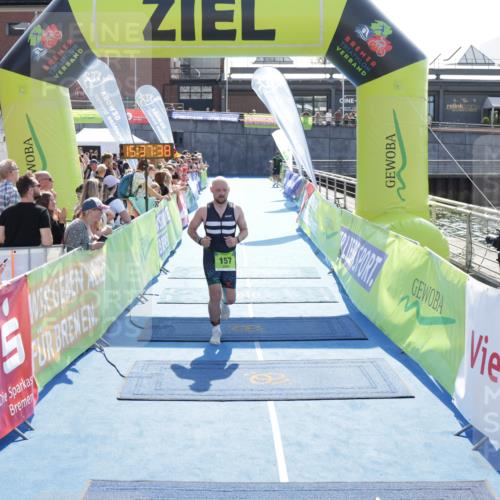 10.08.2025 - GEWOBA Citytriathlon Bremen H.Heesch http://msf.ph/oto/8557611 10.08.2025 15:37:42 Ziel 157, 342, 373, 473 meine-sportfotos.de