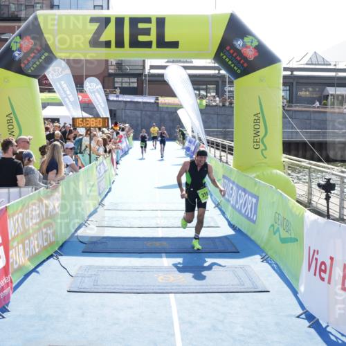 10.08.2025 - GEWOBA Citytriathlon Bremen H.Heesch http://msf.ph/oto/8557626 10.08.2025 15:38:05 Ziel 318, 450, 524 meine-sportfotos.de