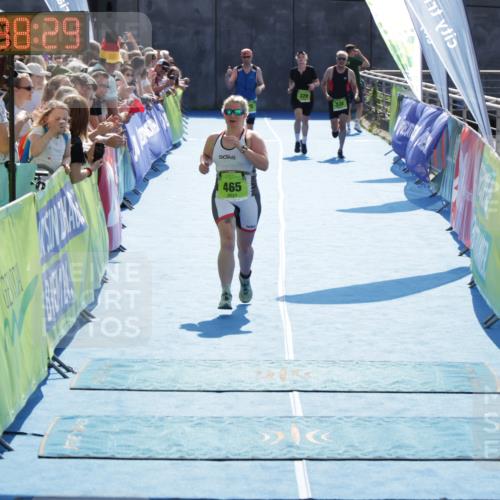 10.08.2025 - GEWOBA Citytriathlon Bremen H.Heesch http://msf.ph/oto/8557663 10.08.2025 15:38:33 Ziel 465 meine-sportfotos.de