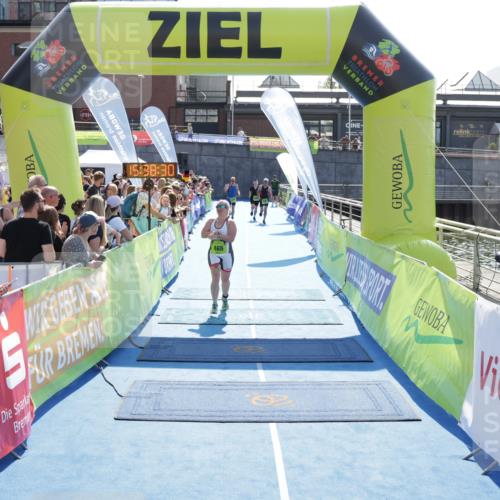 10.08.2025 - GEWOBA Citytriathlon Bremen H.Heesch http://msf.ph/oto/8557673 10.08.2025 15:38:34 Ziel 332, 379, 465 meine-sportfotos.de