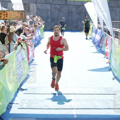10.08.2025 - GEWOBA Citytriathlon Bremen H.Heesch http://msf.ph/oto/8557674 10.08.2025 15:07:45 Ziel 10 meine-sportfotos.de