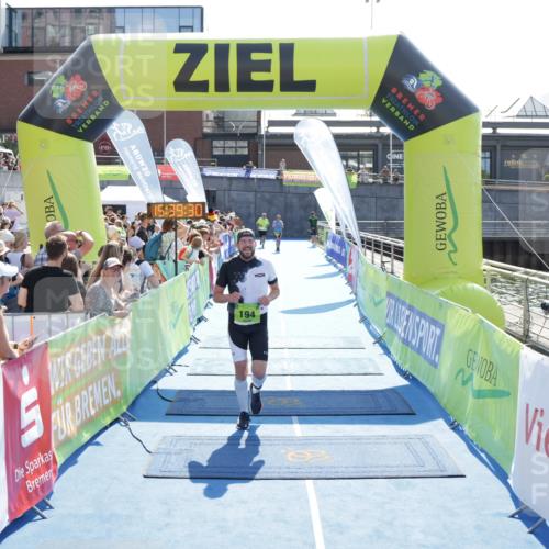 10.08.2025 - GEWOBA Citytriathlon Bremen H.Heesch http://msf.ph/oto/8557776 10.08.2025 15:39:34 Ziel 194, 510 meine-sportfotos.de