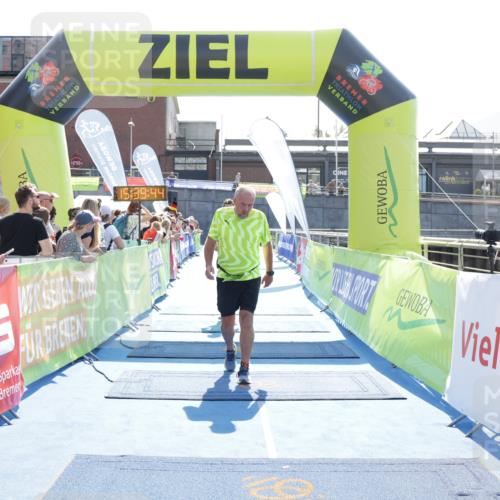 10.08.2025 - GEWOBA Citytriathlon Bremen H.Heesch http://msf.ph/oto/8557788 10.08.2025 15:39:48 Ziel 305, 428, 501 meine-sportfotos.de
