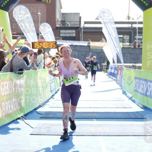 10.08.2025 - GEWOBA Citytriathlon Bremen H.Heesch http://msf.ph/oto/8557822 10.08.2025 15:40:39 Ziel 316, 361, 511 meine-sportfotos.de