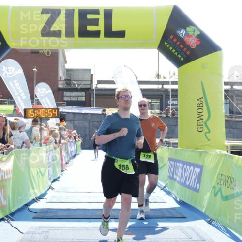 10.08.2025 - GEWOBA Citytriathlon Bremen H.Heesch http://msf.ph/oto/8557849 10.08.2025 15:40:58 Ziel 128, 158, 366, 370, 381, 514 meine-sportfotos.de