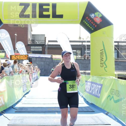 10.08.2025 - GEWOBA Citytriathlon Bremen H.Heesch http://msf.ph/oto/8557856 10.08.2025 15:41:06 Ziel 381, 514 meine-sportfotos.de
