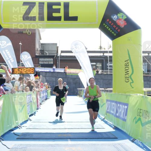 10.08.2025 - GEWOBA Citytriathlon Bremen H.Heesch http://msf.ph/oto/8557889 10.08.2025 15:42:12 Ziel 508, 512 meine-sportfotos.de