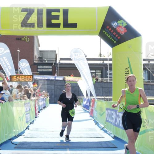 10.08.2025 - GEWOBA Citytriathlon Bremen H.Heesch http://msf.ph/oto/8557893 10.08.2025 15:42:13 Ziel 508, 512 meine-sportfotos.de