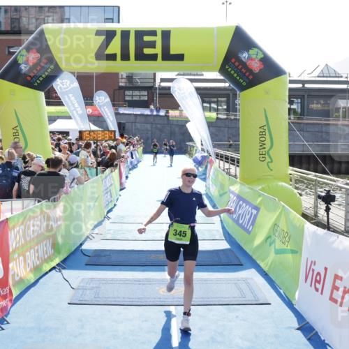 10.08.2025 - GEWOBA Citytriathlon Bremen H.Heesch http://msf.ph/oto/8557949 10.08.2025 15:43:38 Ziel 345 meine-sportfotos.de