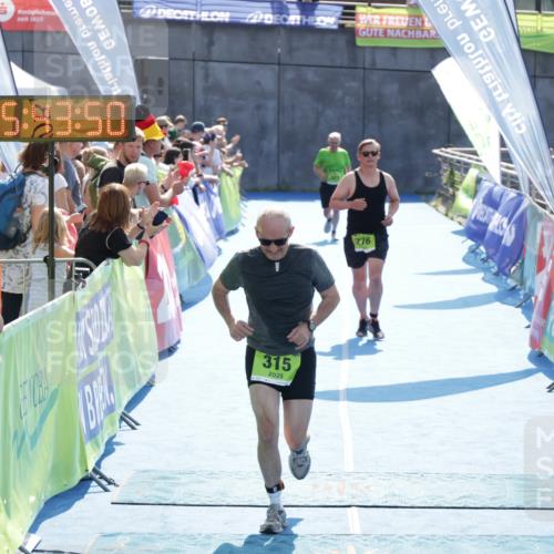 10.08.2025 - GEWOBA Citytriathlon Bremen H.Heesch http://msf.ph/oto/8557965 10.08.2025 15:43:54 Ziel 276, 315, 489 meine-sportfotos.de