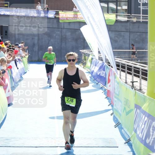 10.08.2025 - GEWOBA Citytriathlon Bremen H.Heesch http://msf.ph/oto/8557969 10.08.2025 15:43:57 Ziel 276, 315, 489 meine-sportfotos.de