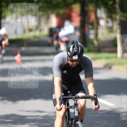 10.08.2025 - GEWOBA Citytriathlon Bremen Yannick Fuchs http://msf.ph/oto/8557990 10.08.2025 12:28:33 Radfahren 612, 622, 625, 629, 732, 812, 816, 828, 941, 980, 981 meine-sportfotos.de