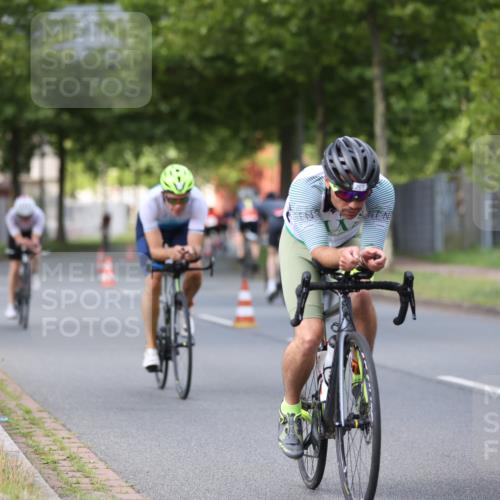 10.08.2025 - GEWOBA Citytriathlon Bremen Yannick Fuchs http://msf.ph/oto/8558110 10.08.2025 12:30:03 Radfahren 640, 675, 688, 699, 717, 760, 769, 875, 884, 935, 942, 960, 1013 meine-sportfotos.de