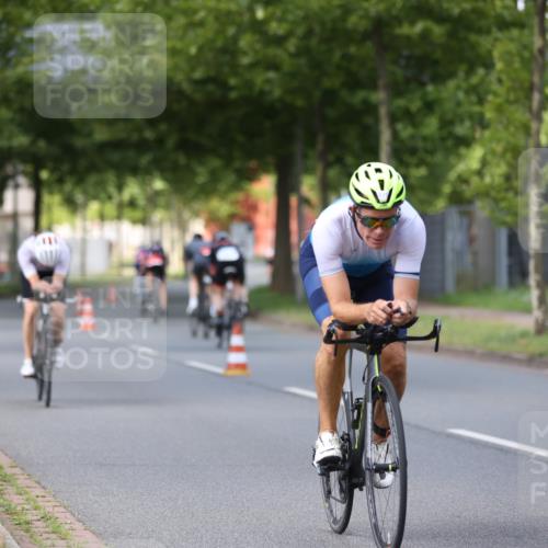 10.08.2025 - GEWOBA Citytriathlon Bremen Yannick Fuchs http://msf.ph/oto/8558112 10.08.2025 12:30:03 Radfahren 640, 675, 688, 699, 717, 760, 769, 875, 884, 935, 942, 960, 1013 meine-sportfotos.de