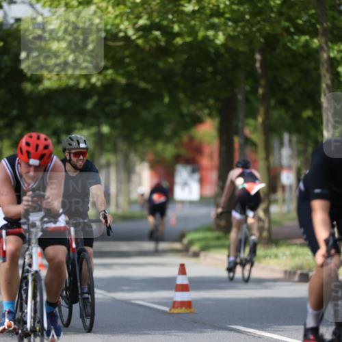 10.08.2025 - GEWOBA Citytriathlon Bremen Yannick Fuchs http://msf.ph/oto/8558157 10.08.2025 12:30:20 Radfahren 722, 733, 745, 760, 767, 823, 884, 932, 935, 943, 1013 meine-sportfotos.de