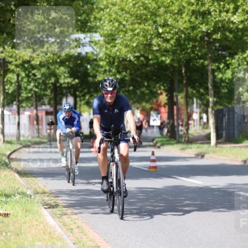 10.08.2025 - GEWOBA Citytriathlon Bremen Yannick Fuchs http://msf.ph/oto/8558273 10.08.2025 12:31:27 Radfahren 564, 575, 616, 630, 649, 655, 753, 788, 793, 863, 894, 905, 950 meine-sportfotos.de