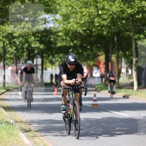 10.08.2025 - GEWOBA Citytriathlon Bremen Yannick Fuchs http://msf.ph/oto/8558289 10.08.2025 12:31:31 Radfahren 564, 575, 616, 630, 649, 654, 655, 788, 793, 863, 894, 905, 950 meine-sportfotos.de