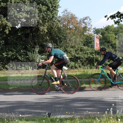 10.08.2025 - GEWOBA Citytriathlon Bremen Yannick Fuchs http://msf.ph/oto/8558510 10.08.2025 10:32:02 Radfahren 205, 370, 405, 407 meine-sportfotos.de