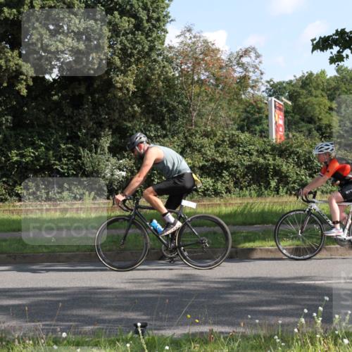 10.08.2025 - GEWOBA Citytriathlon Bremen Yannick Fuchs http://msf.ph/oto/8558788 10.08.2025 10:34:08 Radfahren 97, 161, 239, 409, 419, 427, 451, 512 meine-sportfotos.de