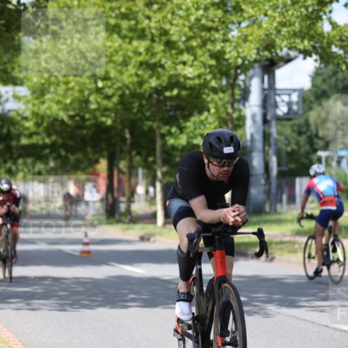 10.08.2025 - GEWOBA Citytriathlon Bremen Yannick Fuchs http://msf.ph/oto/8558993 10.08.2025 12:36:24 Radfahren 565, 582, 599, 639, 759, 766, 789, 790, 794, 872 meine-sportfotos.de