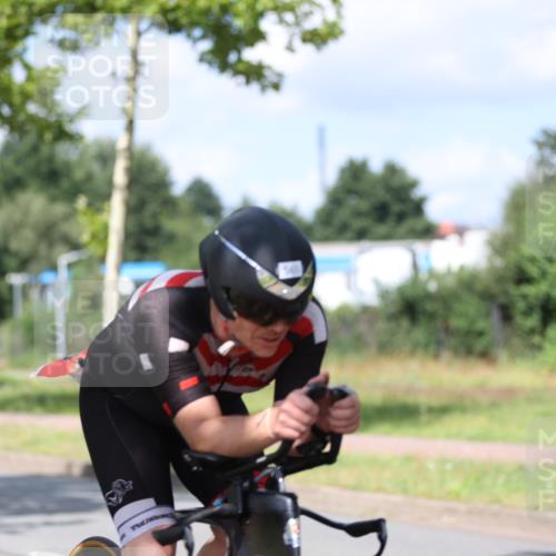 10.08.2025 - GEWOBA Citytriathlon Bremen Yannick Fuchs http://msf.ph/oto/8558999 10.08.2025 12:36:25 Radfahren 565, 582, 599, 639, 759, 766, 789, 790, 794, 872 meine-sportfotos.de