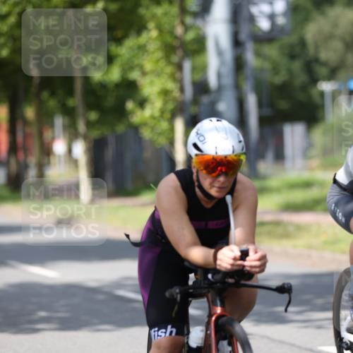 10.08.2025 - GEWOBA Citytriathlon Bremen Yannick Fuchs http://msf.ph/oto/8559276 10.08.2025 12:39:04 Radfahren 658, 696, 720, 729, 762, 900, 969, 978, 1019 meine-sportfotos.de