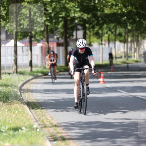 10.08.2025 - GEWOBA Citytriathlon Bremen Yannick Fuchs http://msf.ph/oto/8559279 10.08.2025 12:39:06 Radfahren 658, 696, 709, 720, 729, 900, 969, 978, 1006, 1019 meine-sportfotos.de
