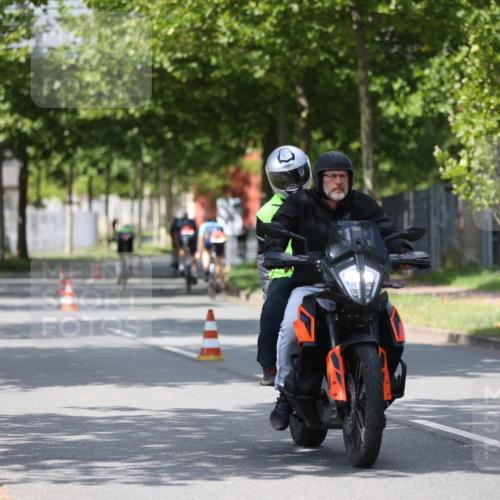 10.08.2025 - GEWOBA Citytriathlon Bremen Yannick Fuchs http://msf.ph/oto/8559332 10.08.2025 12:39:22 Radfahren 696, 709, 729, 758, 795, 869, 900, 1006 meine-sportfotos.de