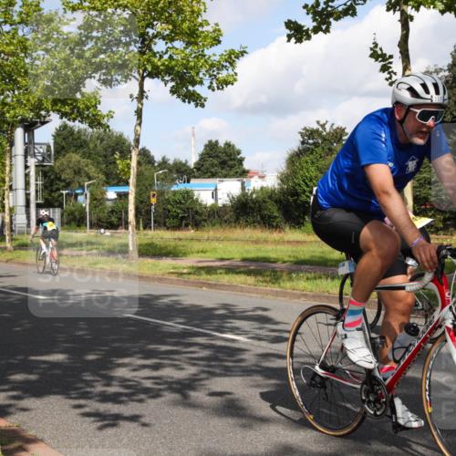 10.08.2025 - GEWOBA Citytriathlon Bremen Yannick Fuchs http://msf.ph/oto/8559422 10.08.2025 10:55:45 Radfahren 93, 117, 207, 444, 480 meine-sportfotos.de