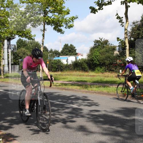 10.08.2025 - GEWOBA Citytriathlon Bremen Yannick Fuchs http://msf.ph/oto/8559495 10.08.2025 10:57:46 Radfahren 35, 159, 215, 458 meine-sportfotos.de
