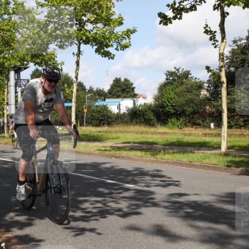 10.08.2025 - GEWOBA Citytriathlon Bremen Yannick Fuchs http://msf.ph/oto/8559659 10.08.2025 11:00:43 Radfahren 3, 39, 49, 107, 173, 229, 436, 474, 499 meine-sportfotos.de