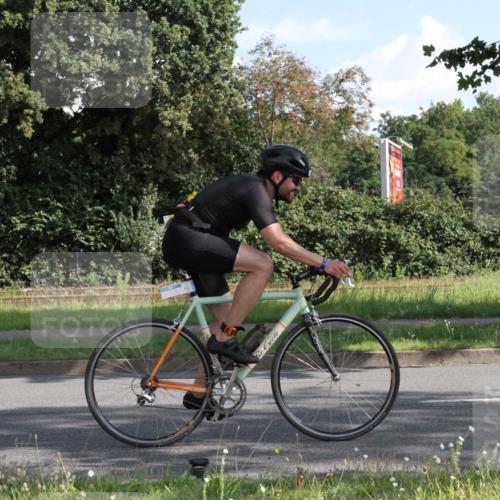 10.08.2025 - GEWOBA Citytriathlon Bremen Yannick Fuchs http://msf.ph/oto/8559709 10.08.2025 10:36:28 Radfahren 99, 115, 117, 159, 231, 378, 397, 401, 447 meine-sportfotos.de