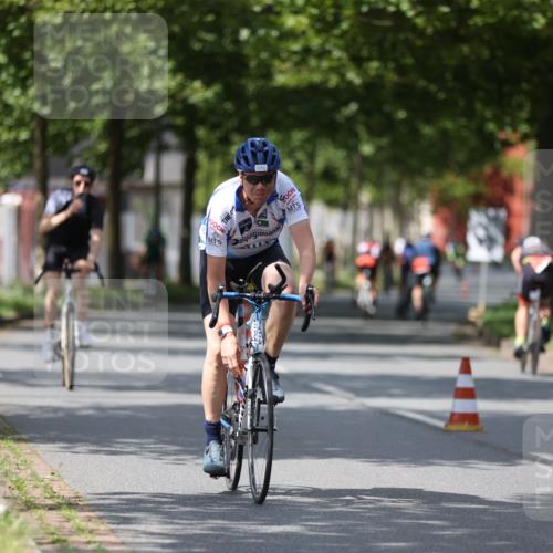 10.08.2025 - GEWOBA Citytriathlon Bremen Yannick Fuchs http://msf.ph/oto/8559740 10.08.2025 12:40:35 Radfahren 581, 597, 606, 672, 723, 737, 829, 848, 870, 879, 910, 921, 949, 975, 1002, 1024 meine-sportfotos.de