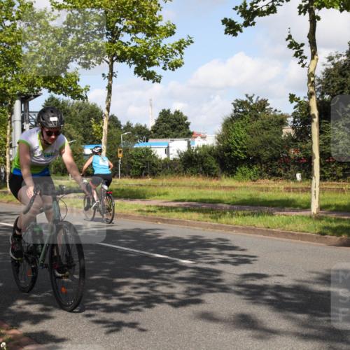 10.08.2025 - GEWOBA Citytriathlon Bremen Yannick Fuchs http://msf.ph/oto/8559742 10.08.2025 11:02:33 Radfahren 61, 195, 237, 484 meine-sportfotos.de