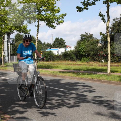 10.08.2025 - GEWOBA Citytriathlon Bremen Yannick Fuchs http://msf.ph/oto/8559898 10.08.2025 11:11:21 Radfahren 51 meine-sportfotos.de