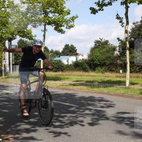 10.08.2025 - GEWOBA Citytriathlon Bremen Yannick Fuchs http://msf.ph/oto/8559909 10.08.2025 11:12:01 Radfahren  meine-sportfotos.de