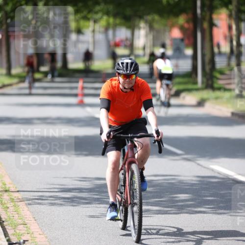 10.08.2025 - GEWOBA Citytriathlon Bremen Yannick Fuchs http://msf.ph/oto/8560232 10.08.2025 14:18:41 Radfahren 30, 47, 50, 81, 94, 106, 131, 314 meine-sportfotos.de