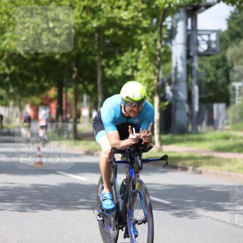 10.08.2025 - GEWOBA Citytriathlon Bremen Yannick Fuchs http://msf.ph/oto/8560512 10.08.2025 12:42:50 Radfahren 628, 644, 684, 710, 846, 850, 871, 909, 944, 953 meine-sportfotos.de