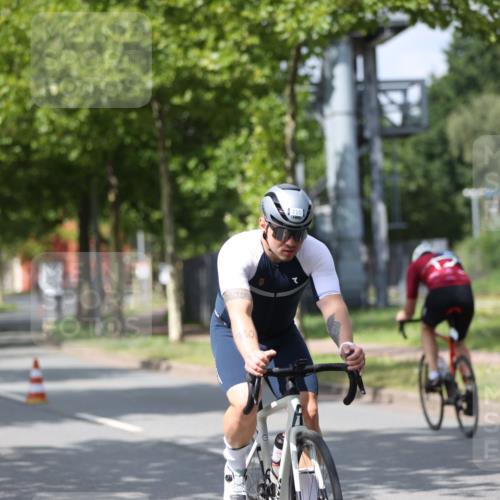 10.08.2025 - GEWOBA Citytriathlon Bremen Yannick Fuchs http://msf.ph/oto/8560577 10.08.2025 12:42:58 Radfahren 628, 644, 677, 684, 710, 846, 850, 871, 889, 909 meine-sportfotos.de
