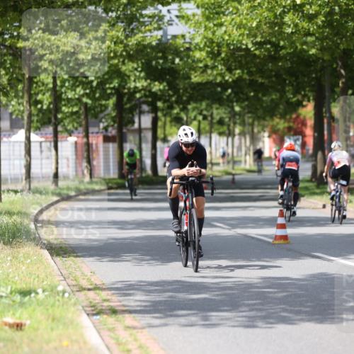 10.08.2025 - GEWOBA Citytriathlon Bremen Yannick Fuchs http://msf.ph/oto/8560605 10.08.2025 12:43:01 Radfahren 612, 628, 644, 677, 684, 710, 846, 850, 871, 889, 909 meine-sportfotos.de